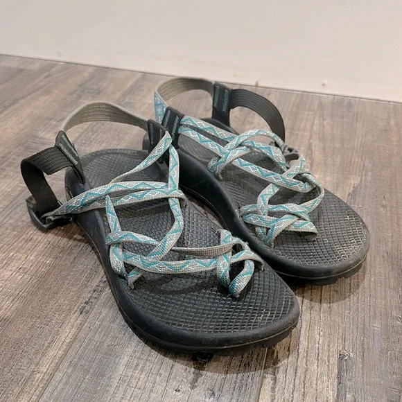 Slightly used Chacos, size 9, double strap